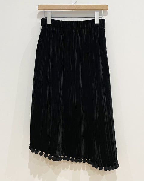 might-T by Kumiko Watari Asymmetric Velvet Skirt Black